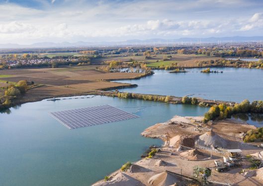 Floating solar quarry lake Germany