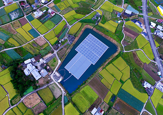 floating PV plant Isawa Ike Japan