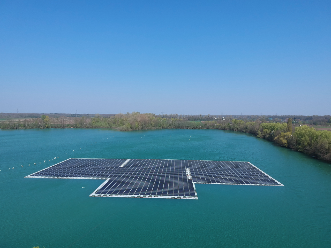 Maiwald floating PV plant in Germany